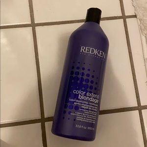 Redken purple blonde color depositing conditioner